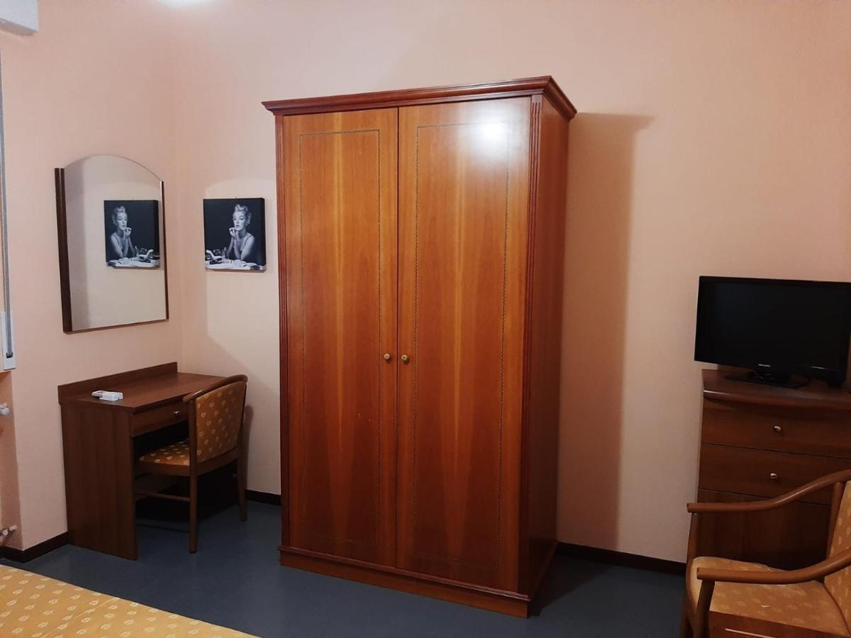 Il Leprotto - Room & Breakfast Altedo Екстериор снимка