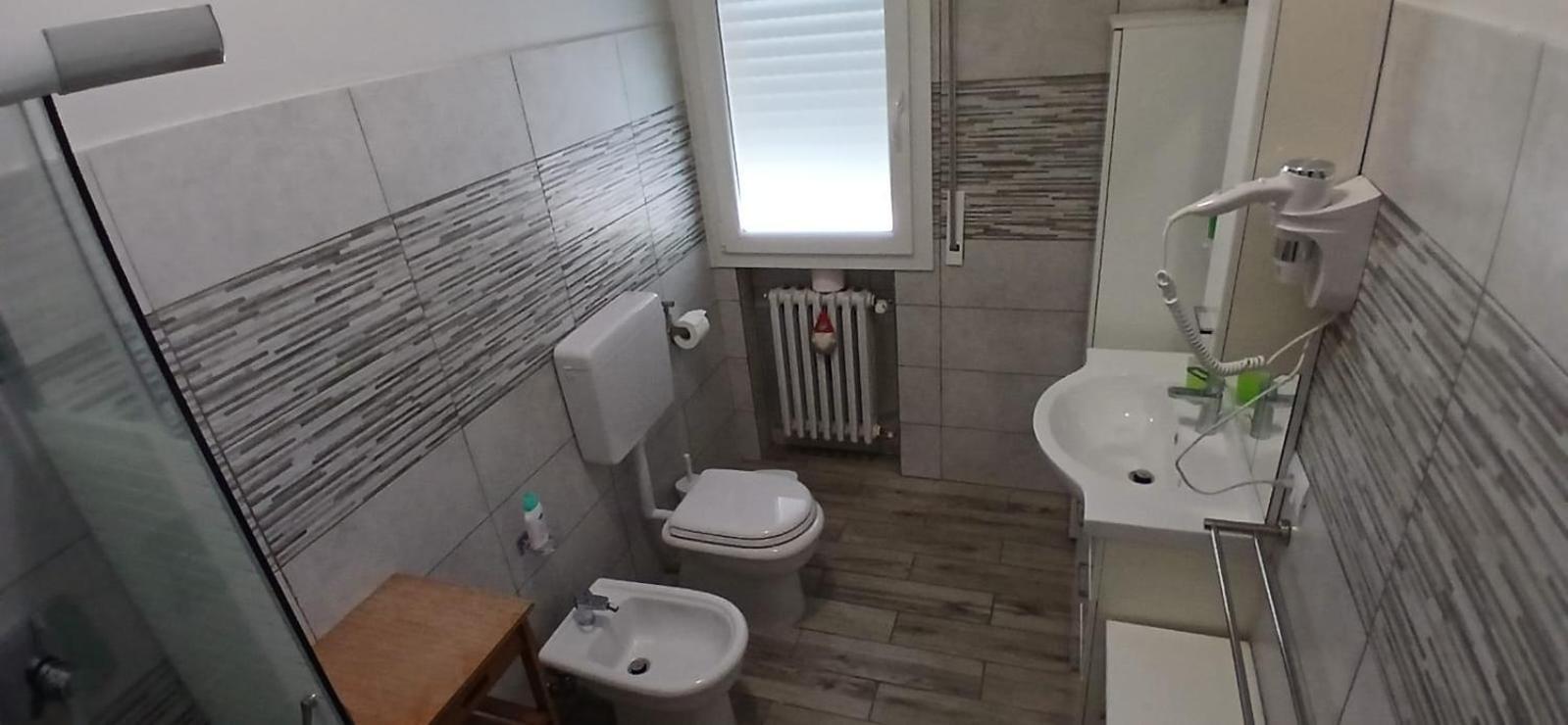 Il Leprotto - Room & Breakfast Altedo Екстериор снимка